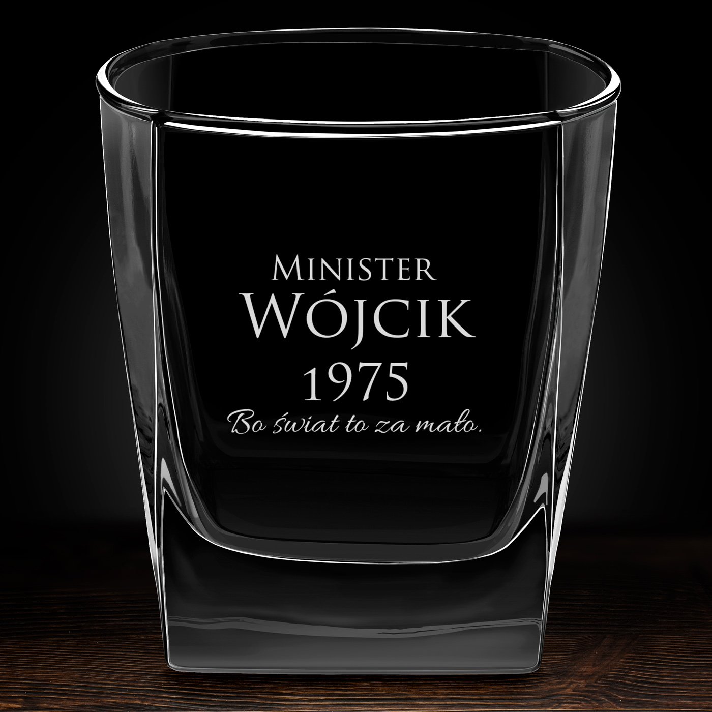Szklanka do whisky z grawerem dla  ministra urzędnika na urodziny