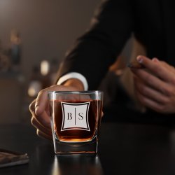 Szklanka do whisky z grawerem inicjały