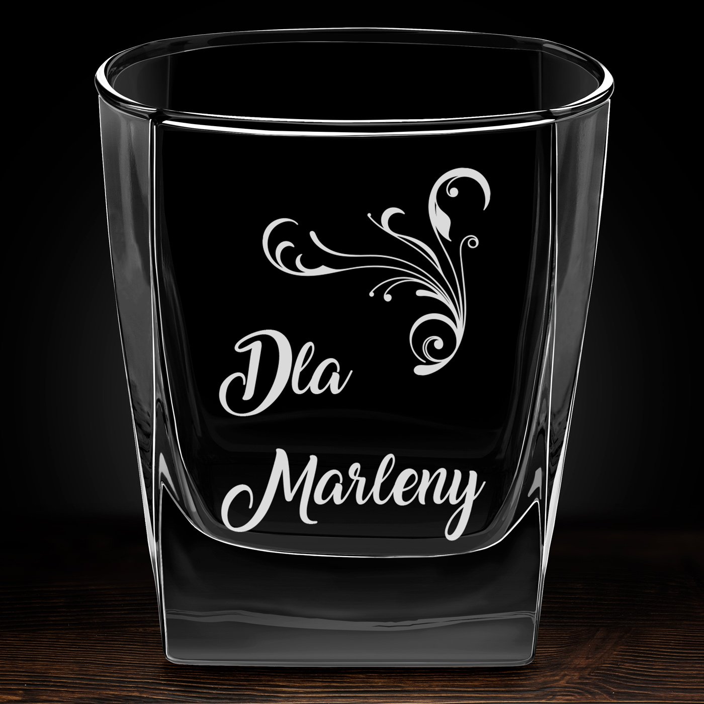 Szklanka do whisky z grawerem dla niej