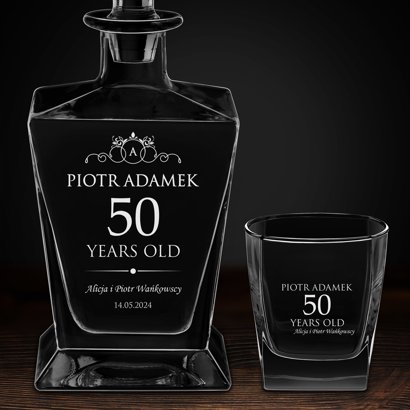 Karafka do whisky pyramid z 4 szklankami capitol i grawerem dla niego na 50 urodziny