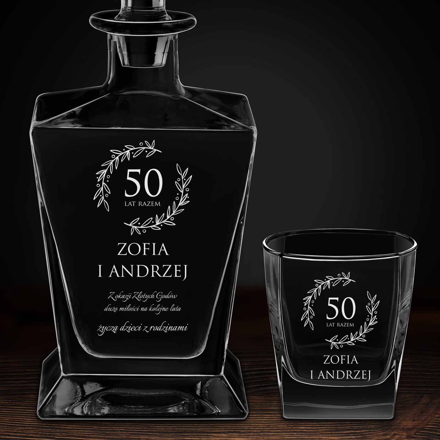 Karafka do whisky pyramid z 4 szklankami capitol i grawerem dla pary na 50 rocznicę ślubu
