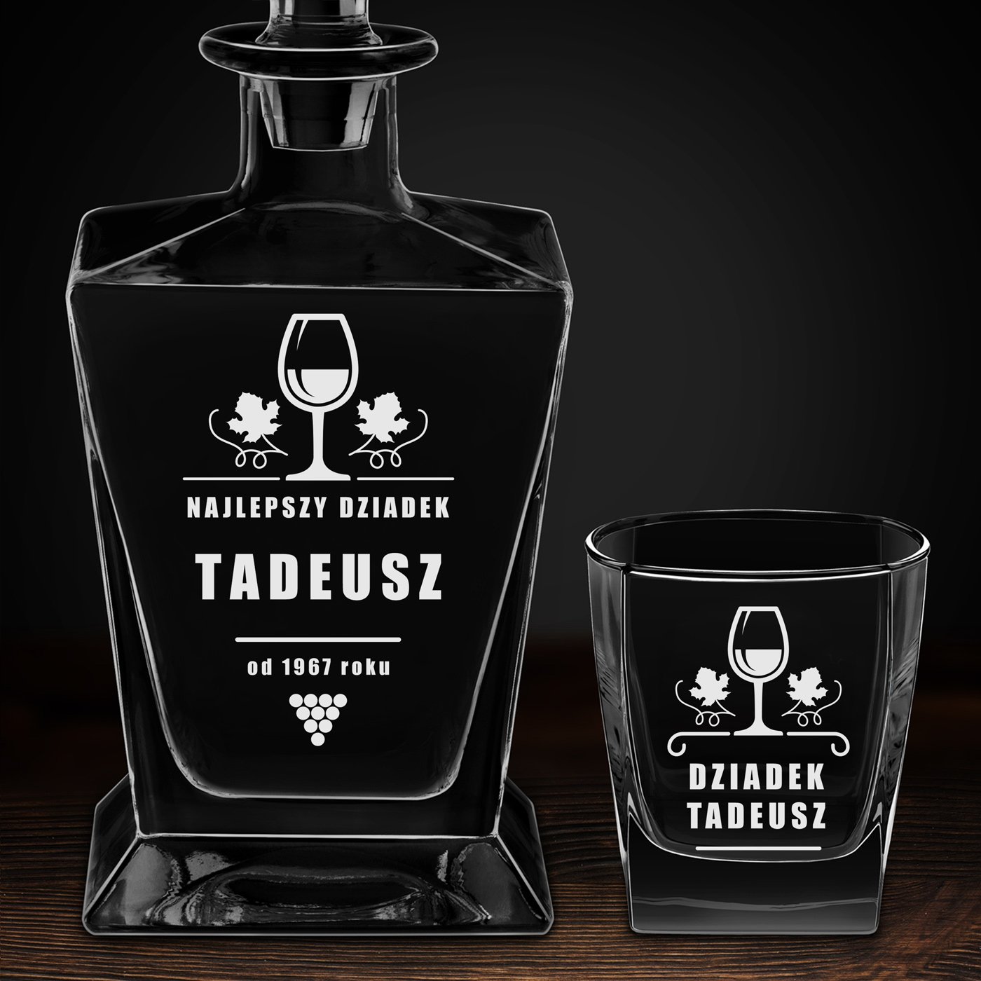 Karafka do whisky pyramid z 2 szklankami capitol i grawerem dla dziadka