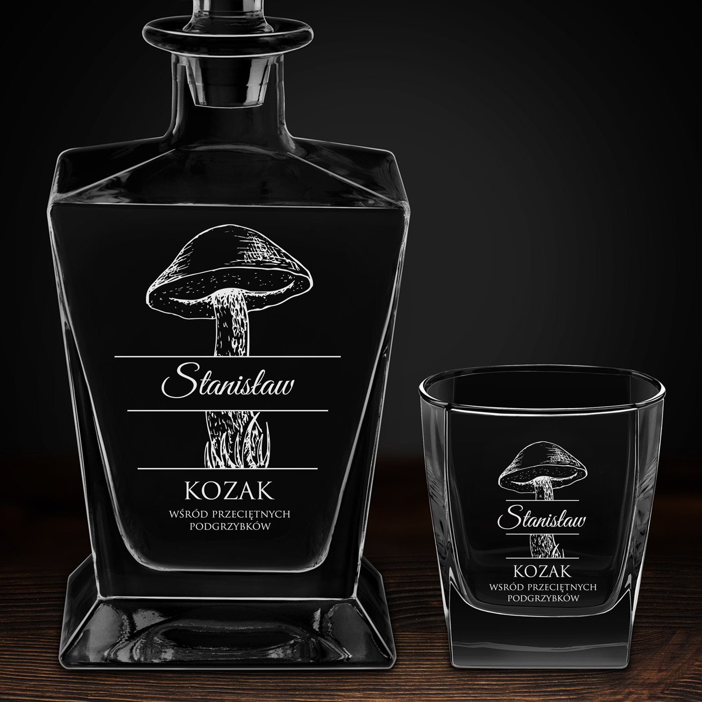 Karafka do whisky pyramid z 4 szklankami capitol i grawerem dla grzybiarza na imieniny