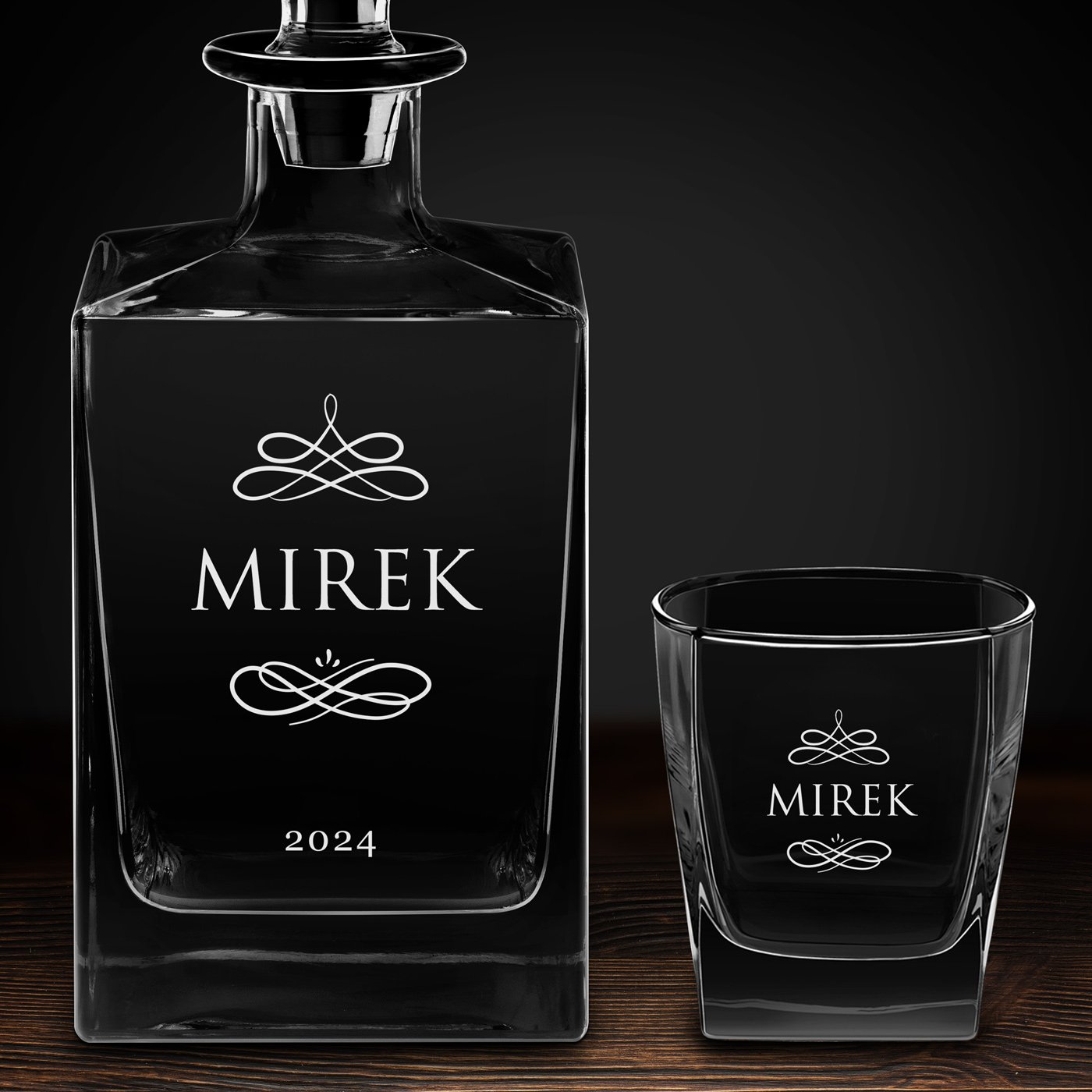 Karafka do whisky cube z 2 szklankami i grawerem dla niego na imieniny