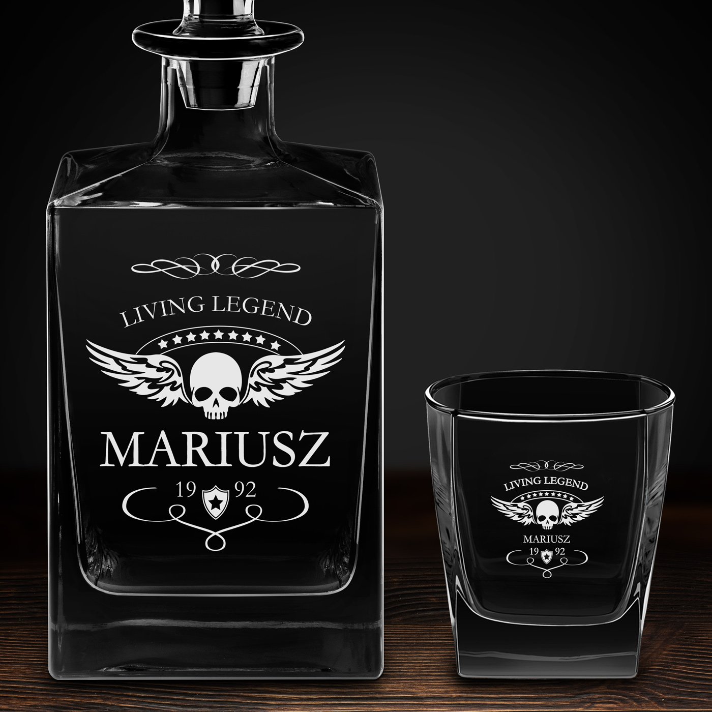 Karafka do whisky cube z 2 szklankami i grawerem dla niego na urodziny