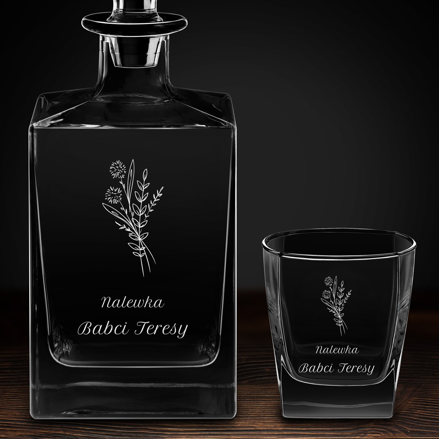 Karafka do whisky cube z 4 szklankami i grawerem dla babci