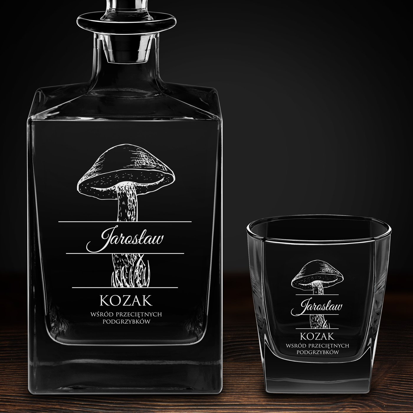Karafka do whisky cube z 4 szklankami i grawerem dla grzybiarza