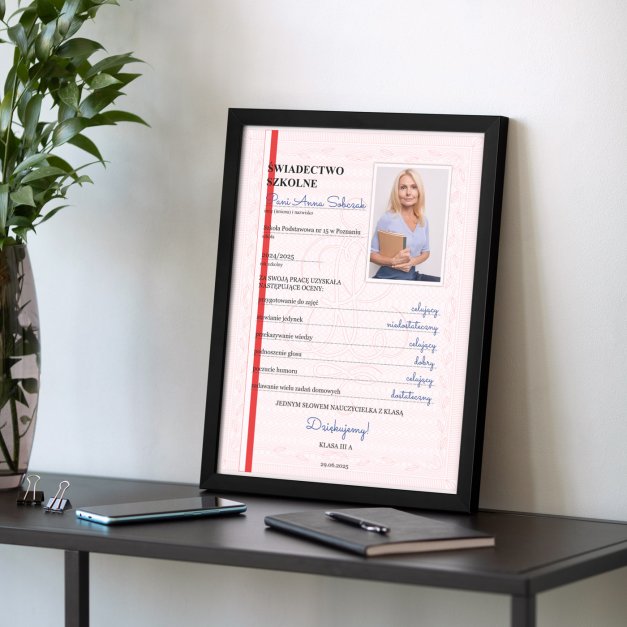 Plakat personalizowany ze zdjęciem świadectwo szkolne w ramce z nadrukiem dla wychowawczyni nauczycielki