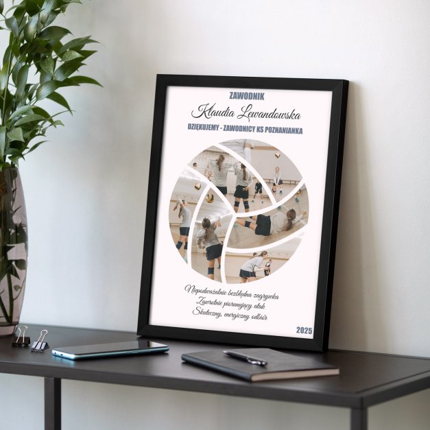 Plakat personalizowany kolaż zdjęć  w ramce z nadrukiem dla siatkarki