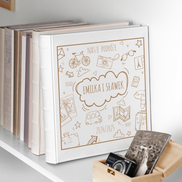 Duży album na zdjęcia z nadrukiem dla pary podróżników na ślub rocznicę parapetówkę