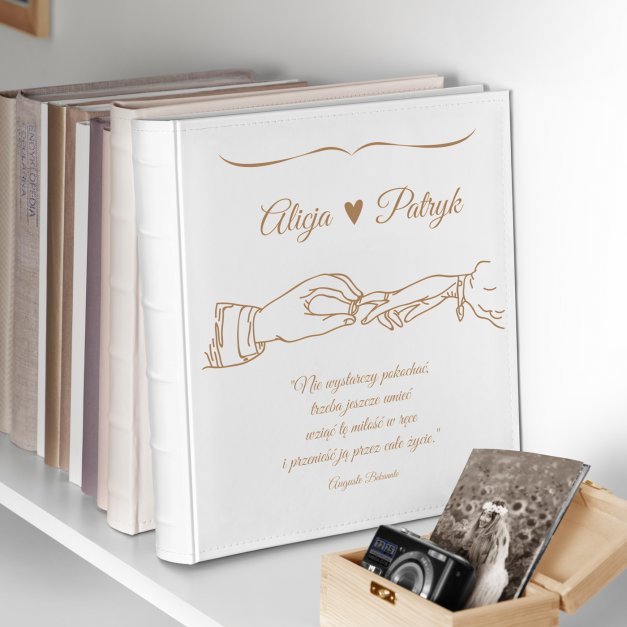 Duży album na zdjęcia z nadrukiem dla pary na ślub