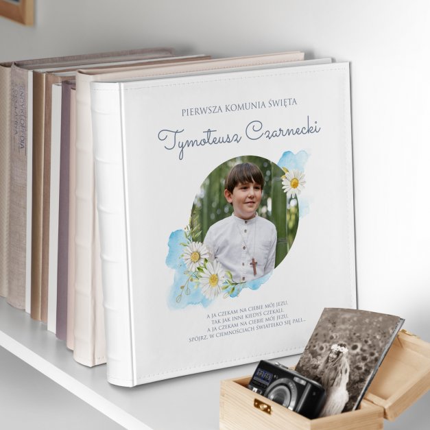 Duży album na zdjęcia z Twoim zdjęciem dla chłopca na komunię