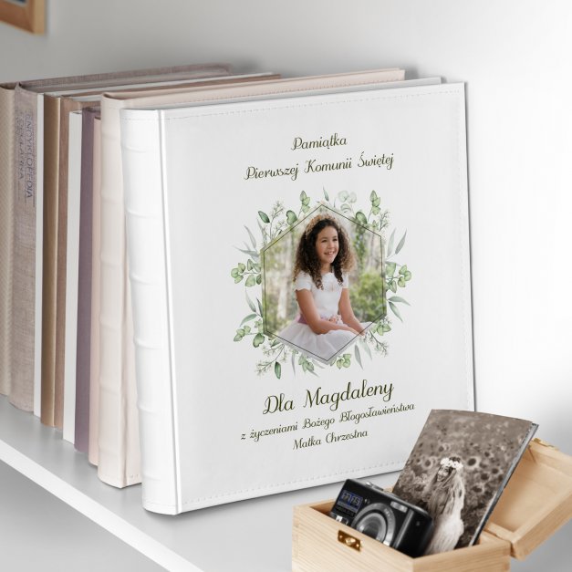 Duży album na zdjęcia z Twoim zdjęciem dla dziewczynki na komunię