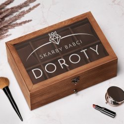 Drewniana szkatułka na biżuterię i zegarki z grawerem dla babci