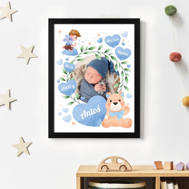 Plakat personalizowany ze zdjęciem w ramce z nadrukiem dla chłopcaz okazji narodzin chrzcin
