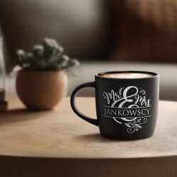 Kubek ceramiczny czarny środek czarny z grawerem dla pary na ślub rocznicę ślubu parapetówkę