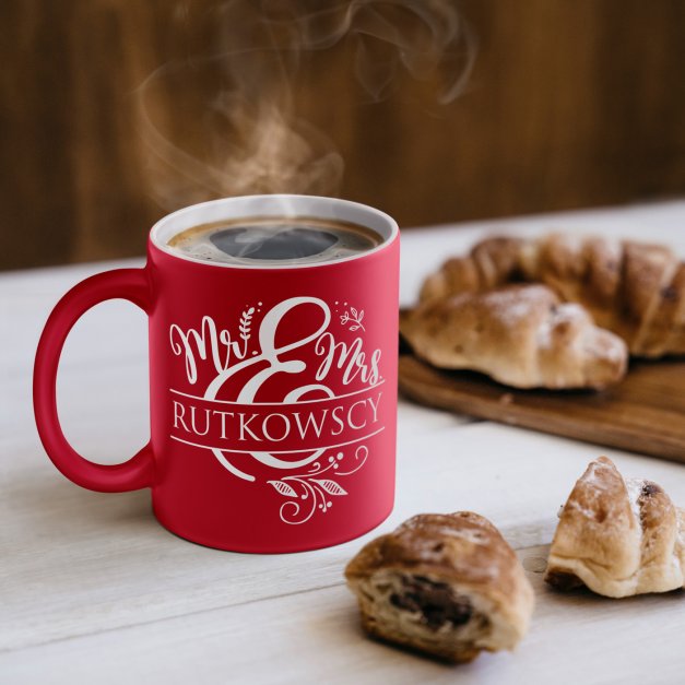 Kubek ceramiczny czerwony z białym środkiem z grawerem dla pary na ślub rocznicę parapetówkę