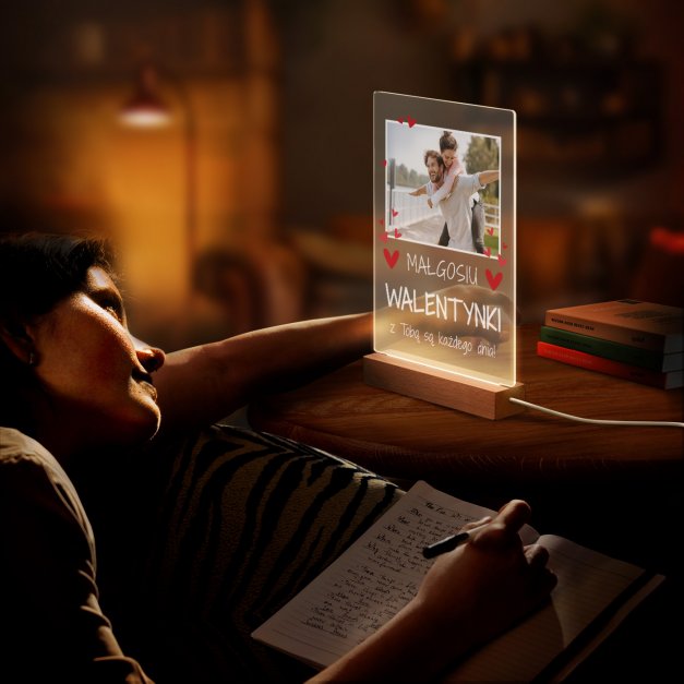 Lampka ramka XL z wydrukiem na szkle akrylowym i podświetleniem LED dla dziewczyny na walentynki
