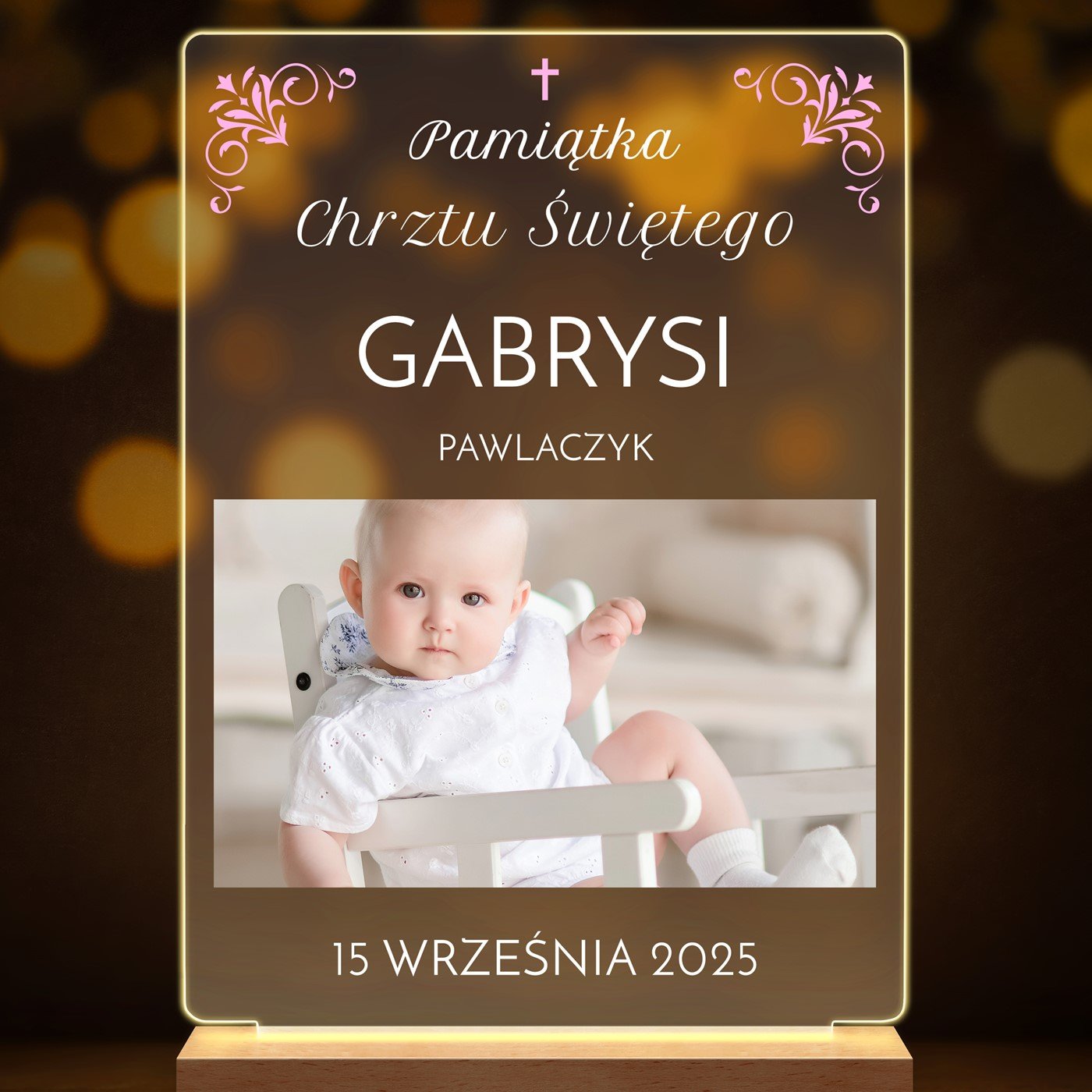 Lampka ramka L z wydrukiem na szkle akrylowym i podświetleniem LED dla dziewczynki na chrzest