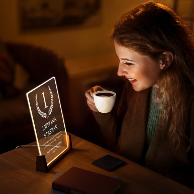 Lampka LED XL z nadrukiem na szkle akrylowym dla dziewczynki biegacza sportowca jako nagroda