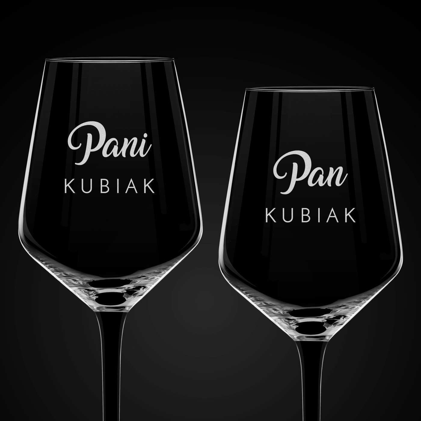 Kieliszki rubin z czarną nóżką x2 z grawerem dla pary
