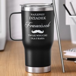 Czarny kubek termiczny z uchem i własnym grawerem dla dziadka na imieniny Dzień Dziadka