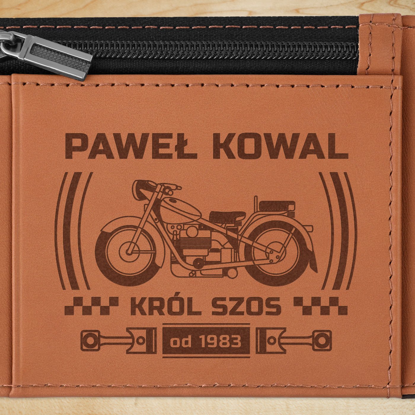 Smart portfel skórzany z grawerem w kolorze czarno-brązowym dla motocyklisty kierowcy fana motoryzacji na urodziny