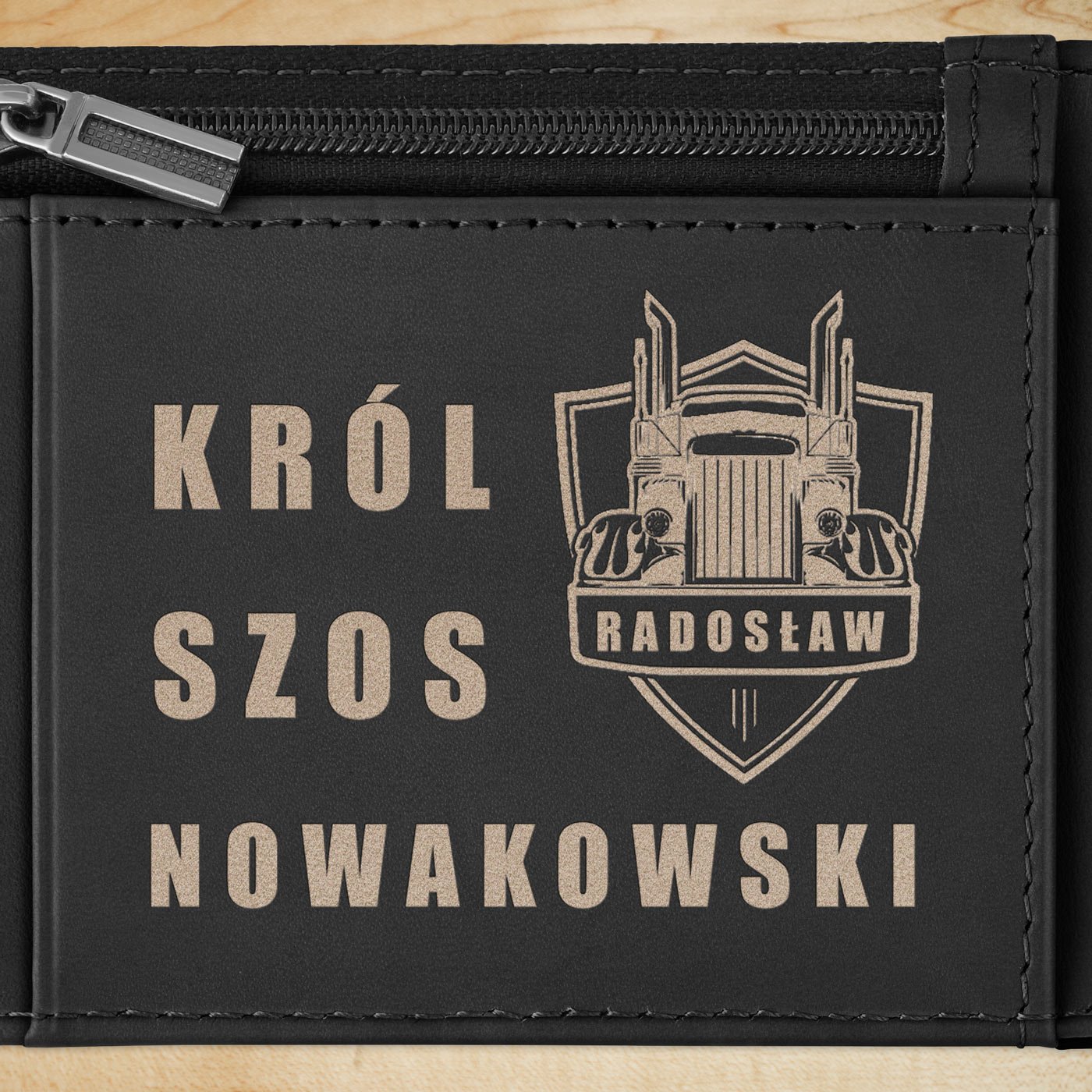 Smart portfel skórzany z grawerem w kolorze czarnym dla kierowcy fana motoryzacji