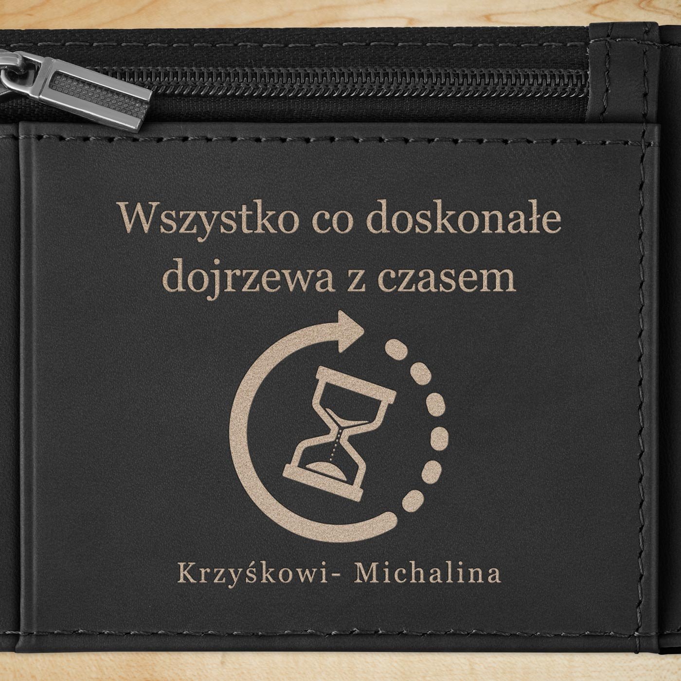 Smart portfel skórzany z grawerem w kolorze czarnym dla niego na urodziny