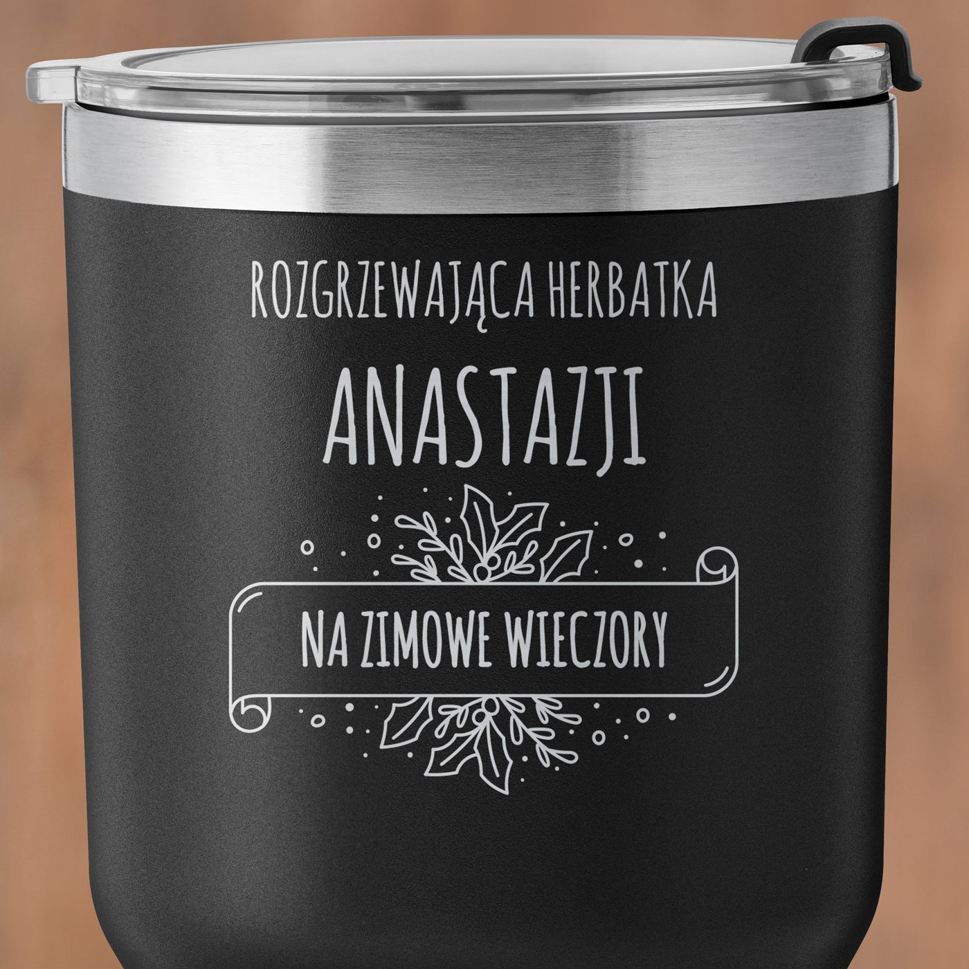 Czarny kubek termiczny z własnym grawerem dla niej na świeta