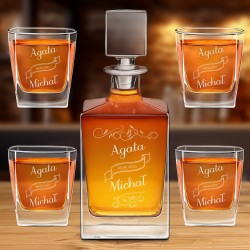 Karafka do whisky cube z 4 szklankami i grawerem dla pary na ślub rocznicę