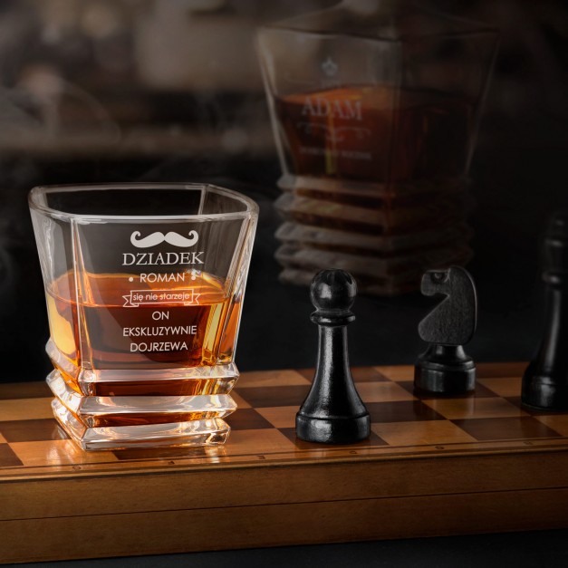 Szklanka do whisky geometric z grawerem dla dziadka gentelamana