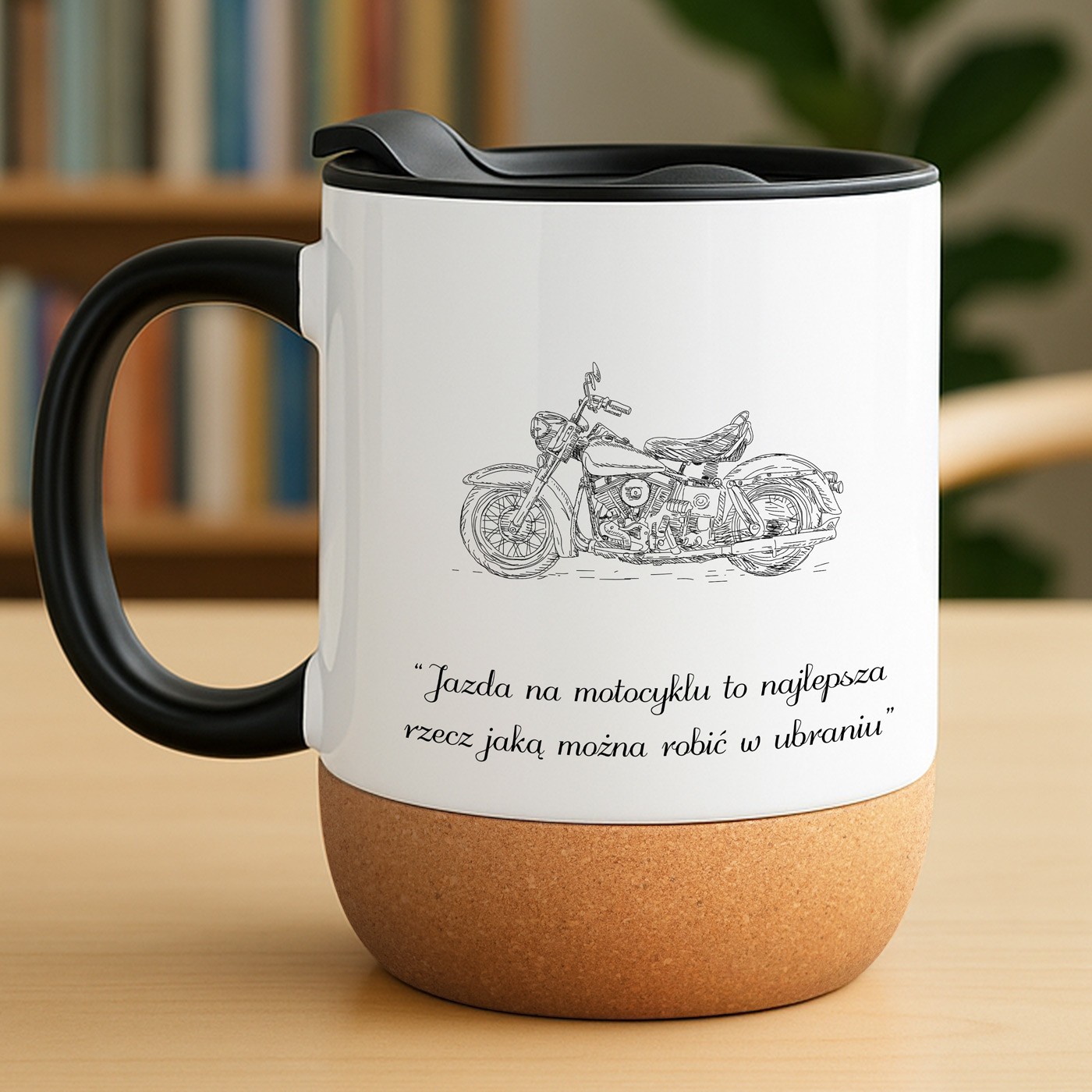 Kubek ceramiczny biały z przykrywką dla chłopaka motocyklisty
