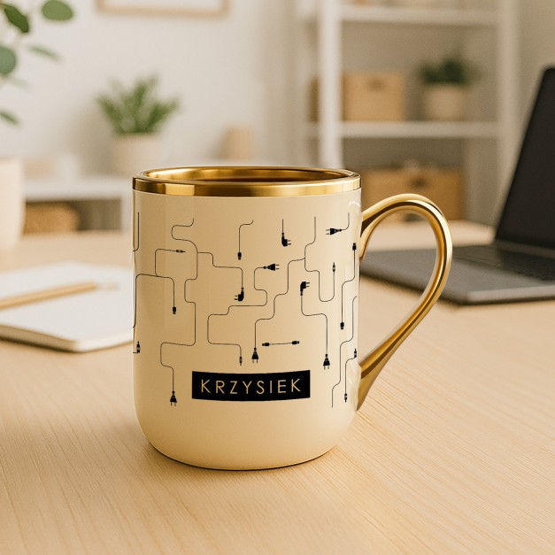 Kubek ceramiczny ze złotym rantem i uchem dla informatyka