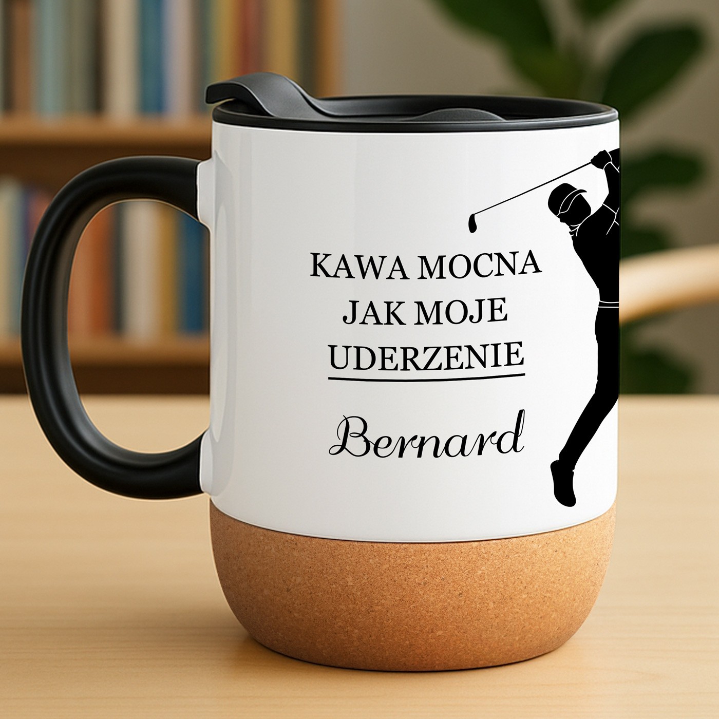 Kubek ceramiczny biały z przykrywką dla niego golfisty na urodziny