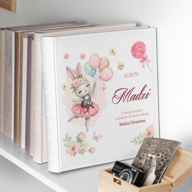 Duży album na zdjęcia dla dziewczynki na urodziny