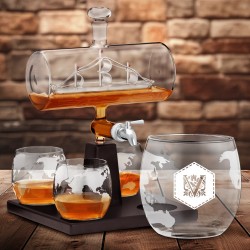 Zestaw do whisky karafka statek szklanki x4 grawer inicjał