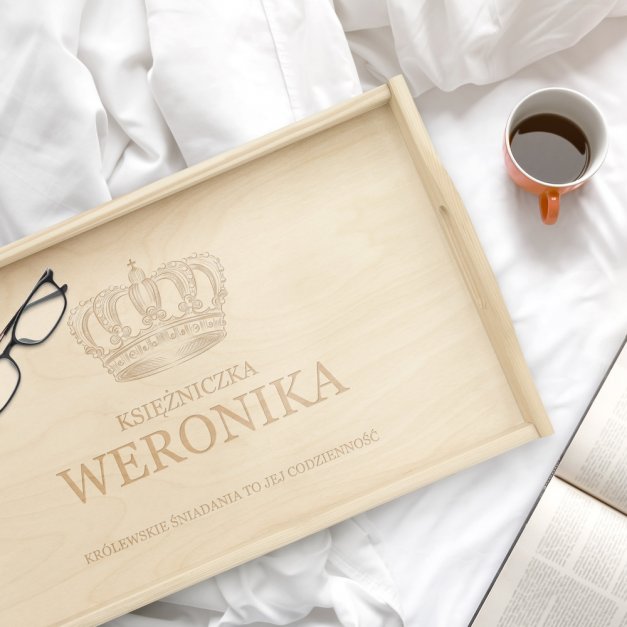 Stolik śniadaniowy drewniany z grawerunkiem dla niej na imieniny