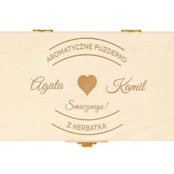 Herbata w drewnianej skrzyni z grawerem dla pary na ślub rocznicę parapetówkę
