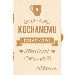 Herbata w drewnianej skrzyni z grawerem dla dziadka